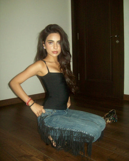Influencer Siya Bhasin in the Kate black square neck bandage top by Casual Threat